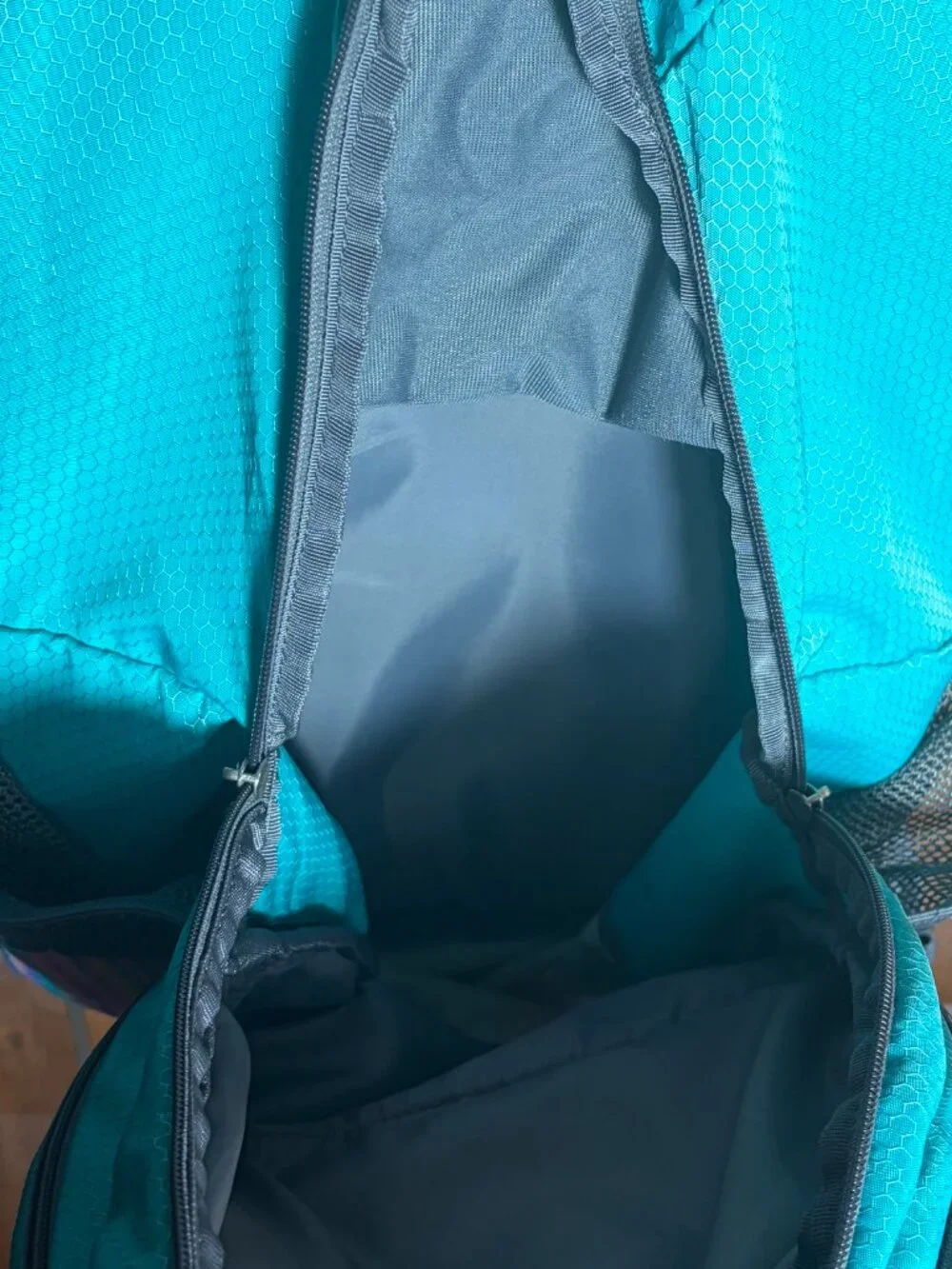 Adidas Stratton III Backpack Teal/Gray/Rainbow Bottom 4 Zipper Compartments EUC - Picture 6 of 10